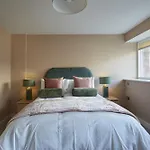 Hayy Luxury 1 Bed In Centre Aparthotel 3*