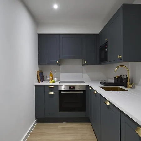 Hayy Luxury In Centre 公寓式酒店 4*