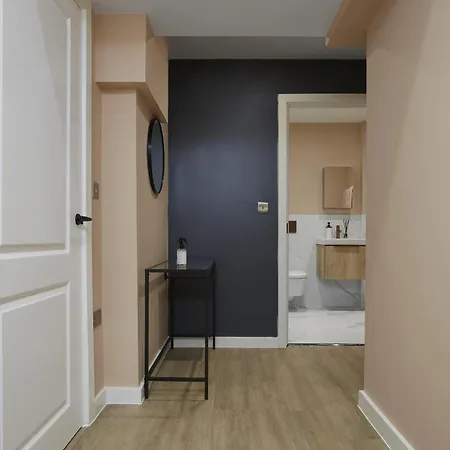 Hayy Luxury 1 Bed In Centre Aparthotel Leeds (West Yorkshire)