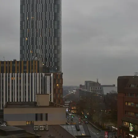 Hayy Luxury In Centre