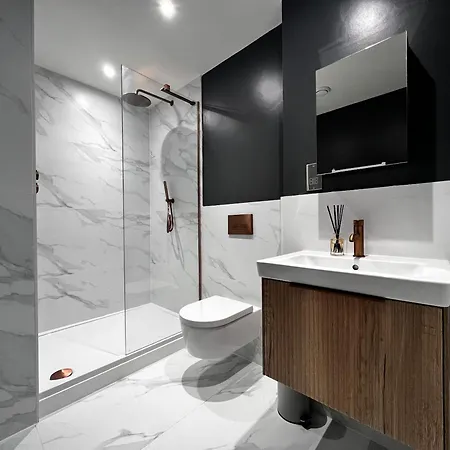 Hayy Luxury In Centre 4* Leeds (West Yorkshire)