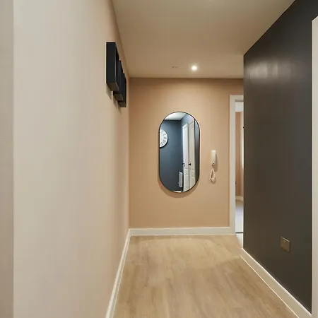 Hayy Luxury In Centre 4*