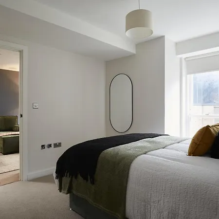 Hayy Luxury In Leeds Centre Apartahotel