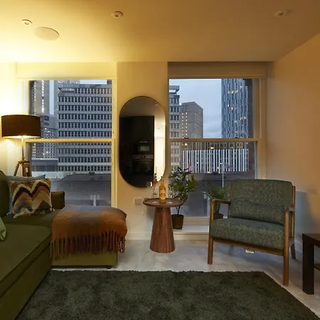Hayy Luxury In Centre