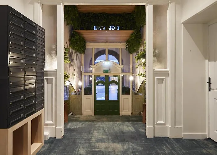 Hayy Luxury 1 Bed Apartment In Leeds City Centre 4*